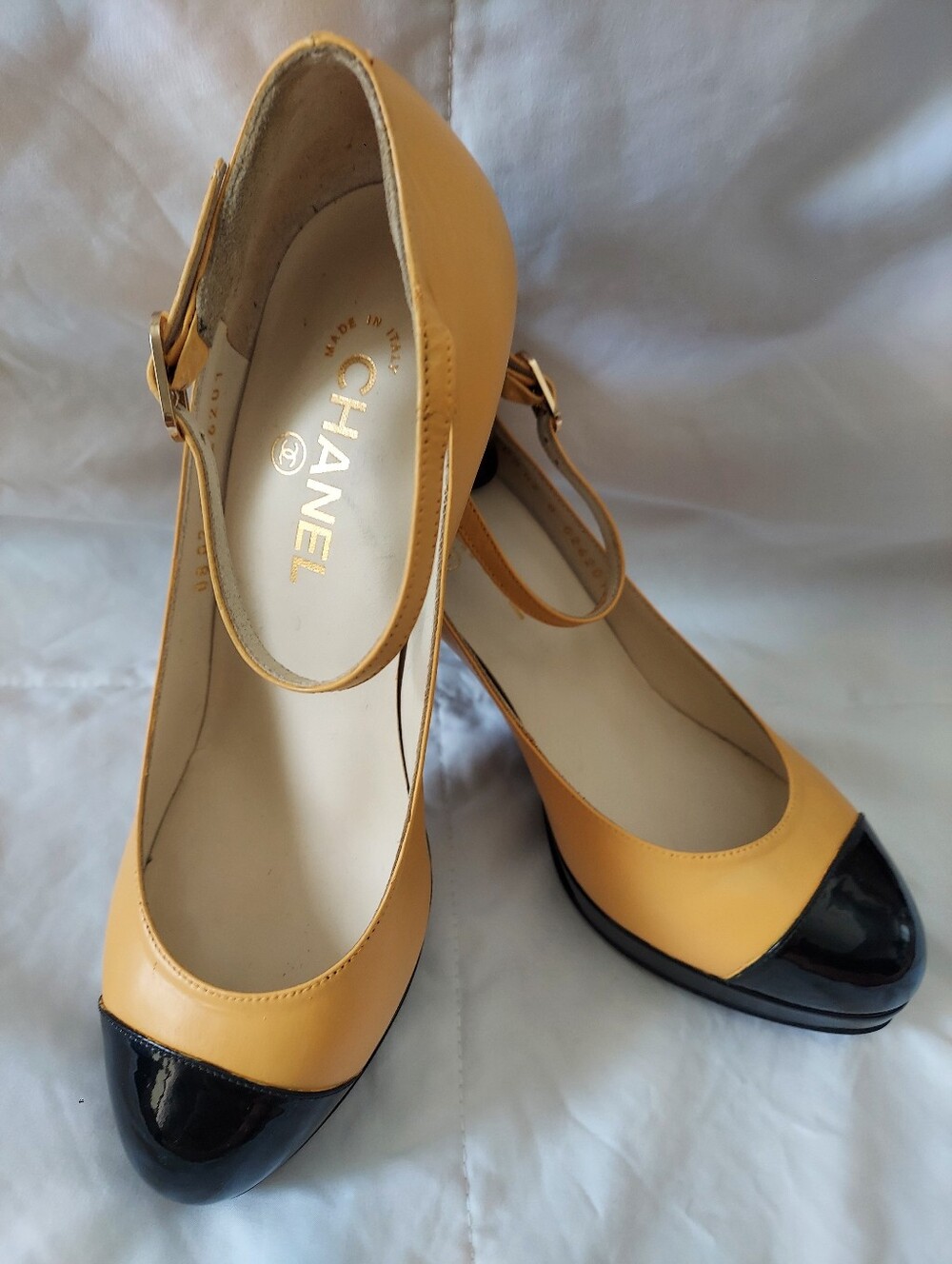 CHANEL Yellow and Black Patent Mary Jane Pumps with Ankle Strap